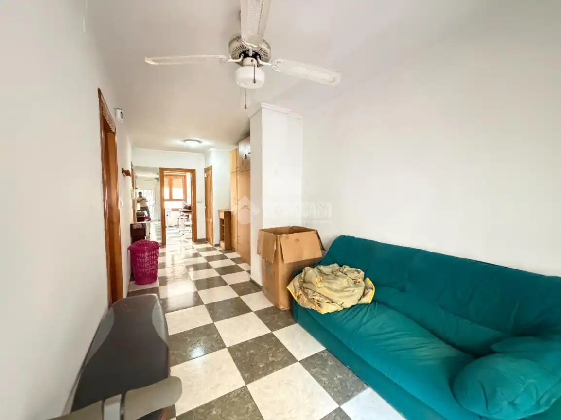 Casa adosada en venta en Xirivella con Aire acondicionado