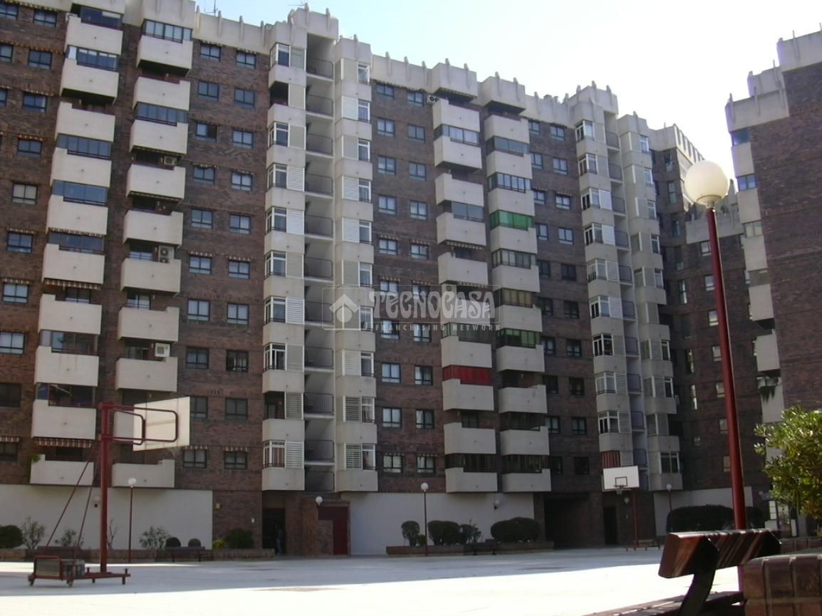 Vista exterior de Pis en venda en  Zaragoza Capital amb Calefacció