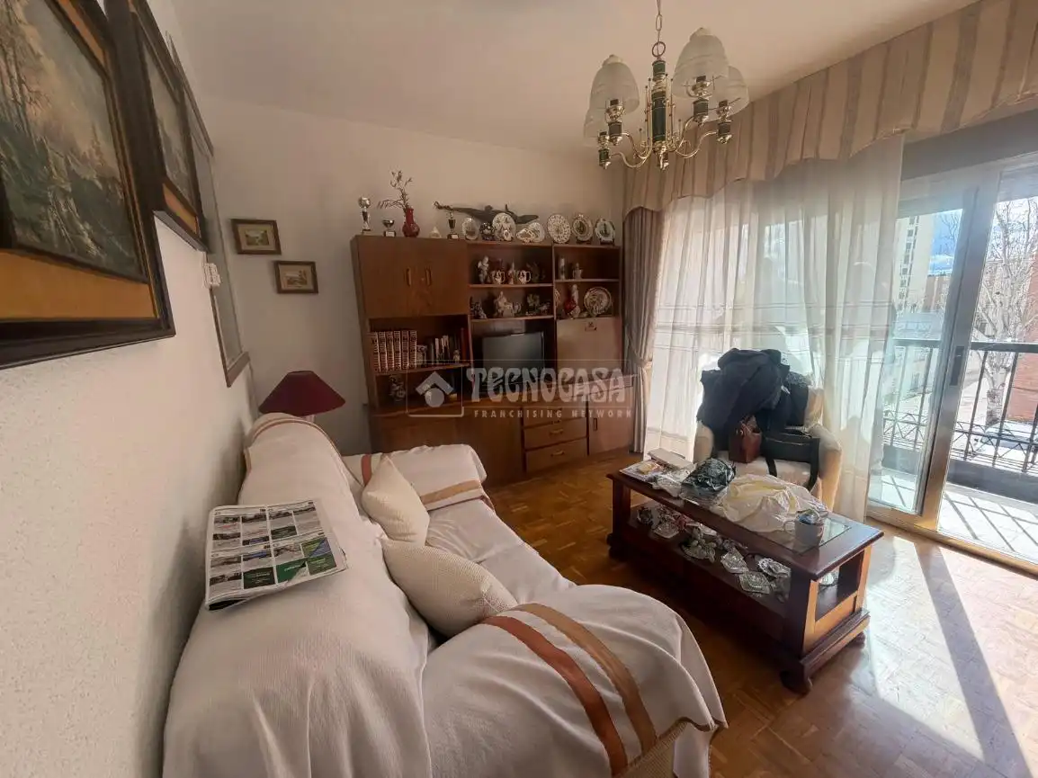 Sala de estar de Piso en venta en Madrid con Calefacción y Terraza