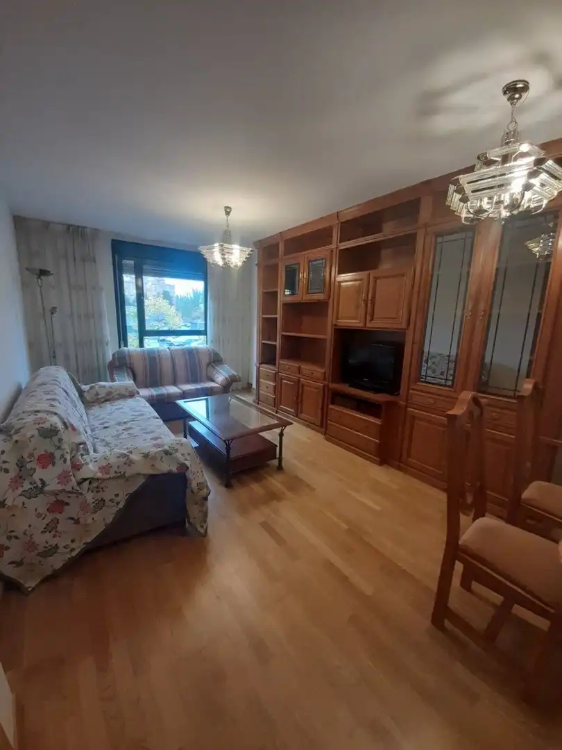 Piso de alquiler en Villa de Prado