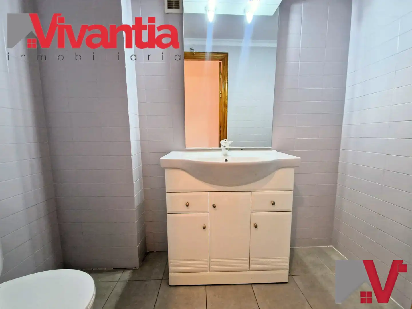 Baño de Piso en venta en Lorca con Aire acondicionado, Parquet y Terraza
