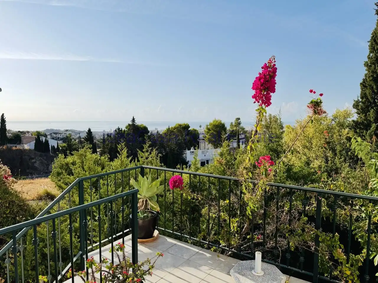 Casa pareada con piscina en venta en Urbanización La Casita Colorada, imagen 5