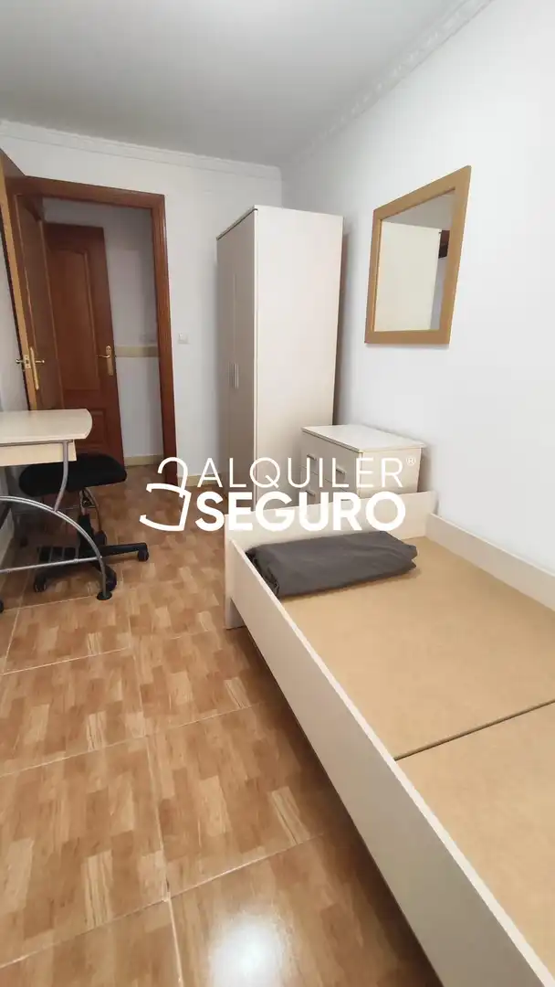 Bedroom of Flat for rent in Valencia  with Terrace and Furnished