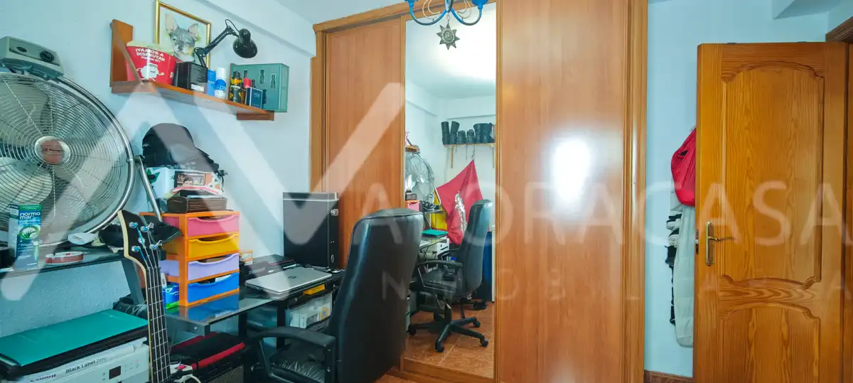 Habitación de Piso en venta en Málaga con Amueblado