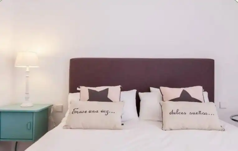 Schlafzimmer von Dachboden zur Miete in Alicante / Alacant mit Klimaanlage, Heizung und Möbliert