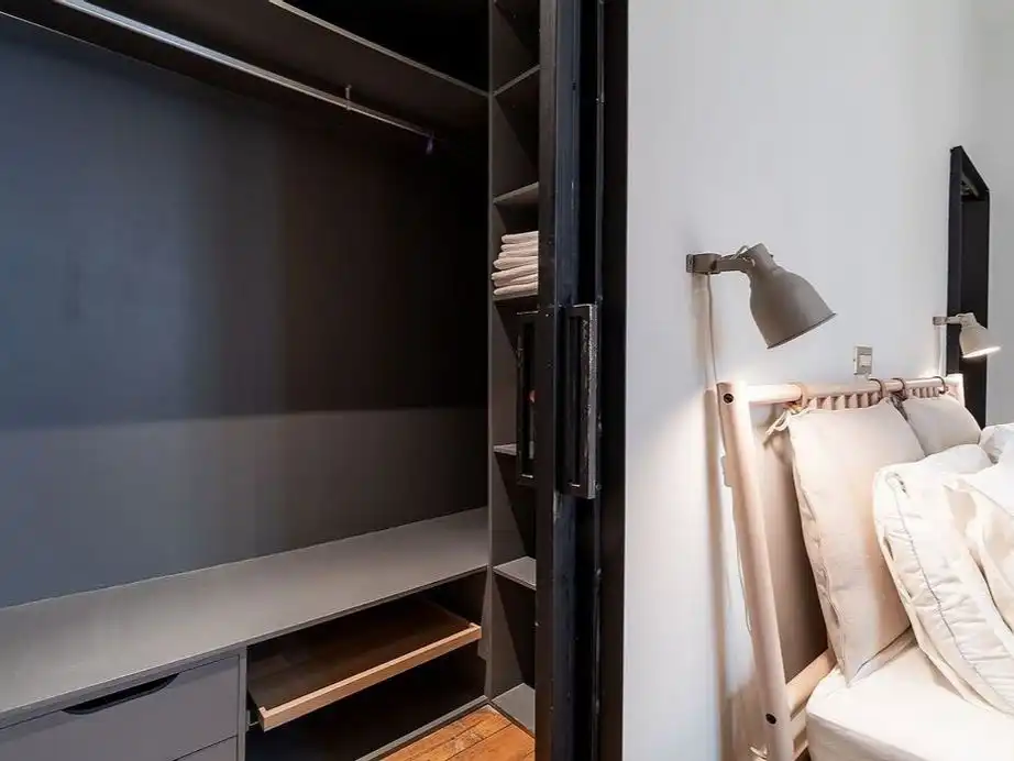 Bedroom of Apartments for rent in Badalona  with Parquet flooring, Storage room and Furnished