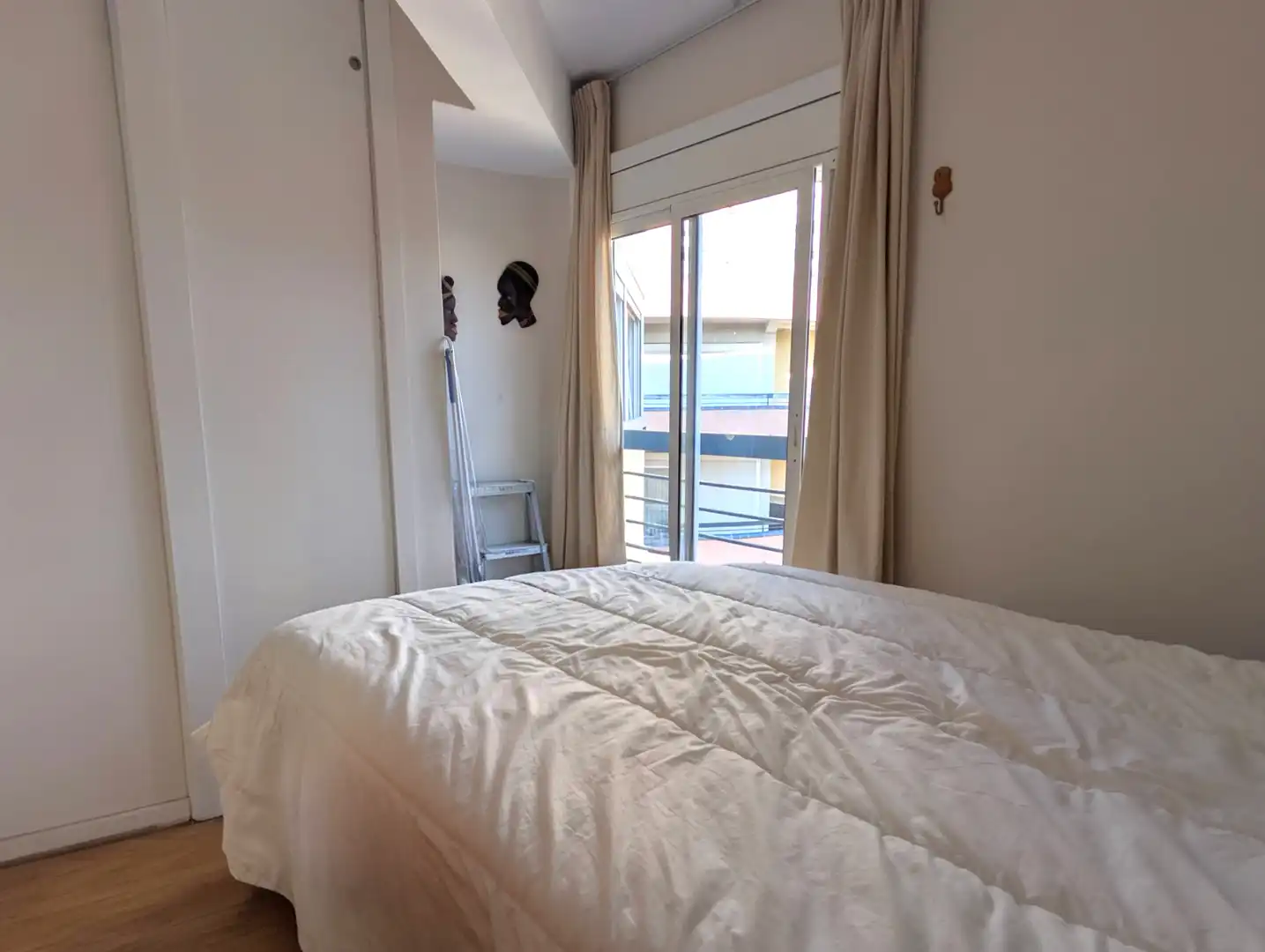 Habitación de Apartamento en venta en Castell d'Aro, Platja d'Aro i s'Agaró con Calefacción y Amueblado