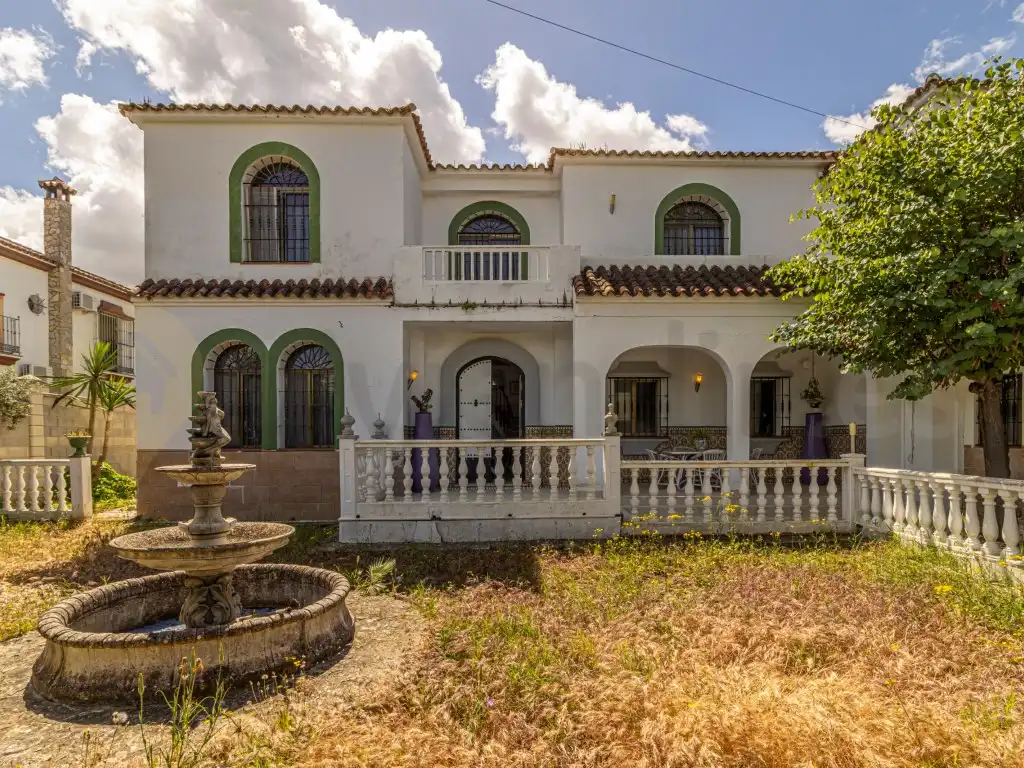 Vista exterior de Casa o xalet en venda en Arcos de la Frontera