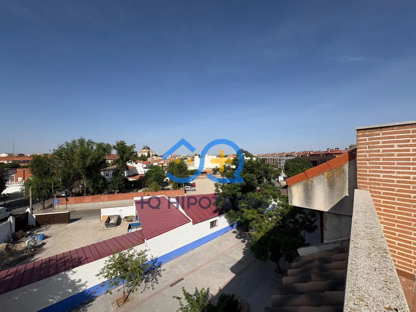 Vista exterior de Piso en venta en Yuncler