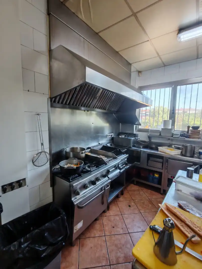 Local comercial en traspàs a Montornès del Vallès, imagen 2