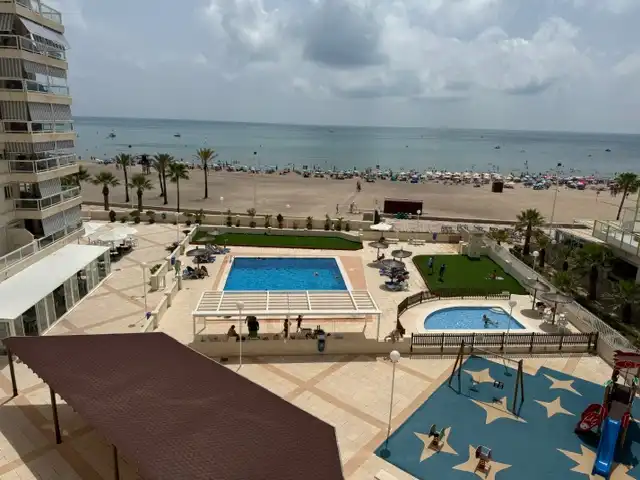 Apartment mit Pool zum Verkauf in Avenida Castelló 4