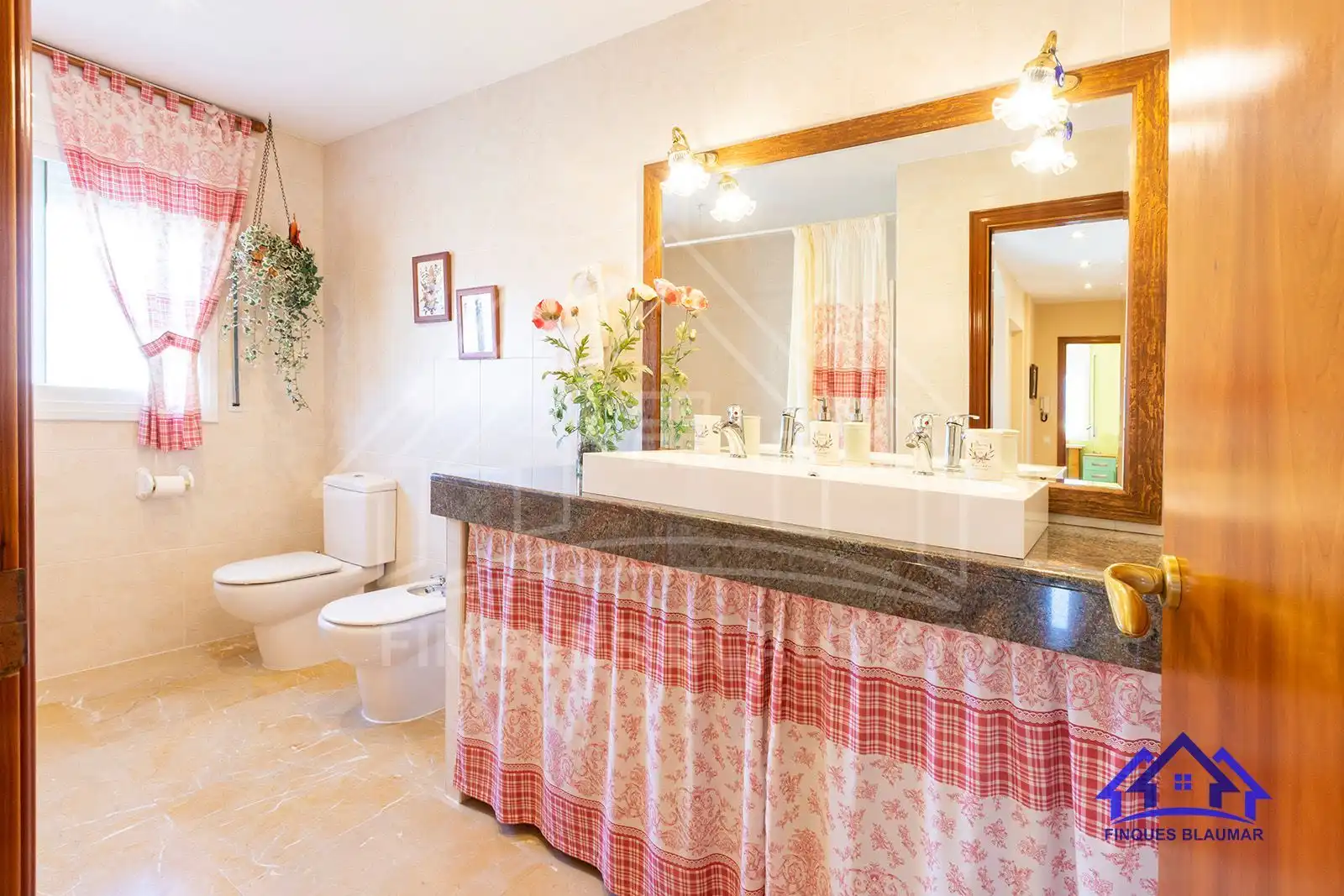 Baño de Casa o chalet en venta en Arenys de Munt con Calefacción, Jardín privado y Trastero