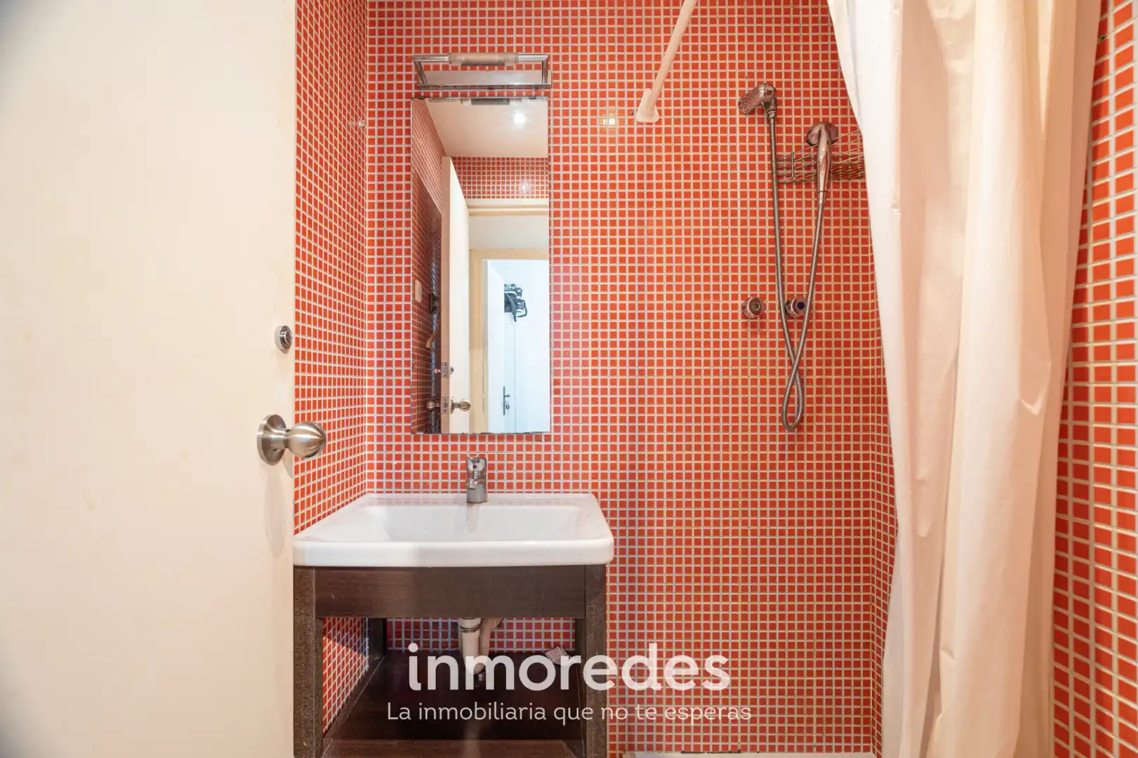Baño de Piso en venta en Barcelona con Amueblado