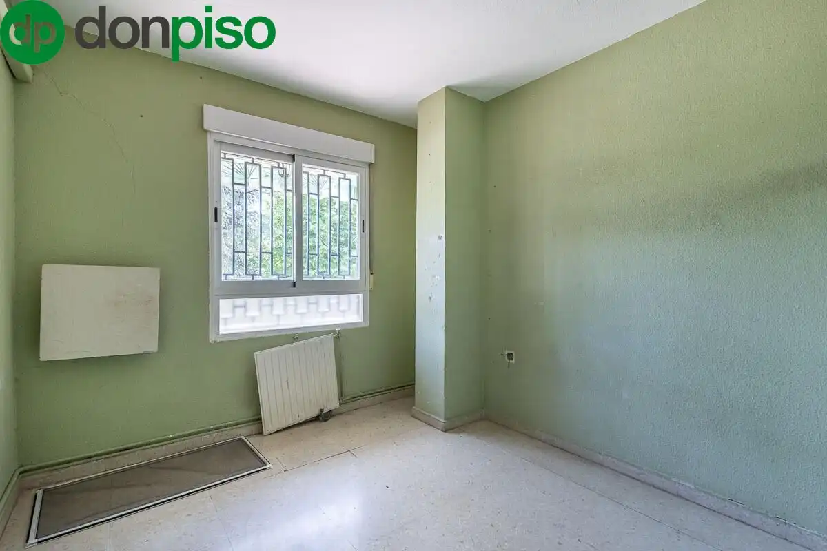 Piso en venta en Calle Bajo de Huétor, 19, Cervantes