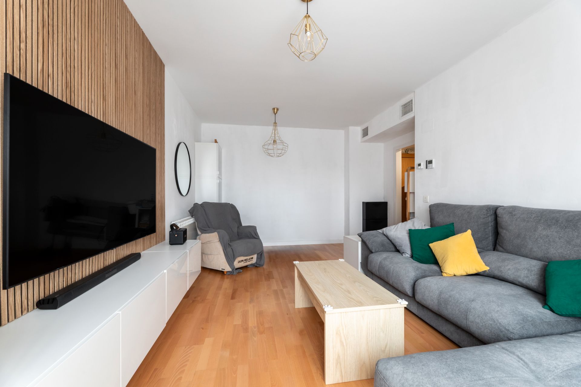 Living room of Planta baja for sale in Móstoles  with Air Conditioner, Heating and Private garden