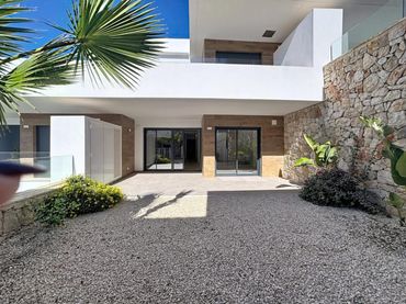 Apartment with pool for sale in Cumbre del Sol