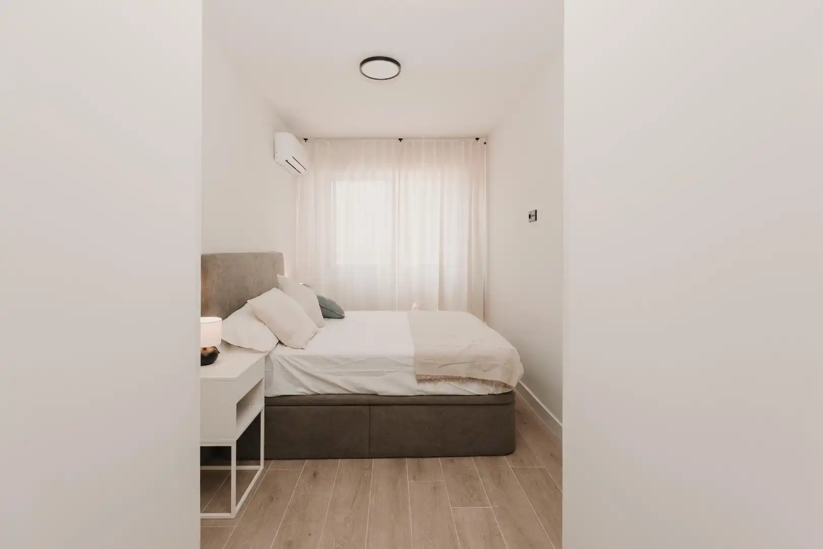 Bedroom of Apartments for rent in Murcia  with Air Conditioner, Furnished and Balcony