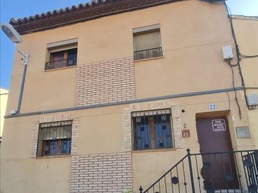 Terraced house for sale in CASTELAR