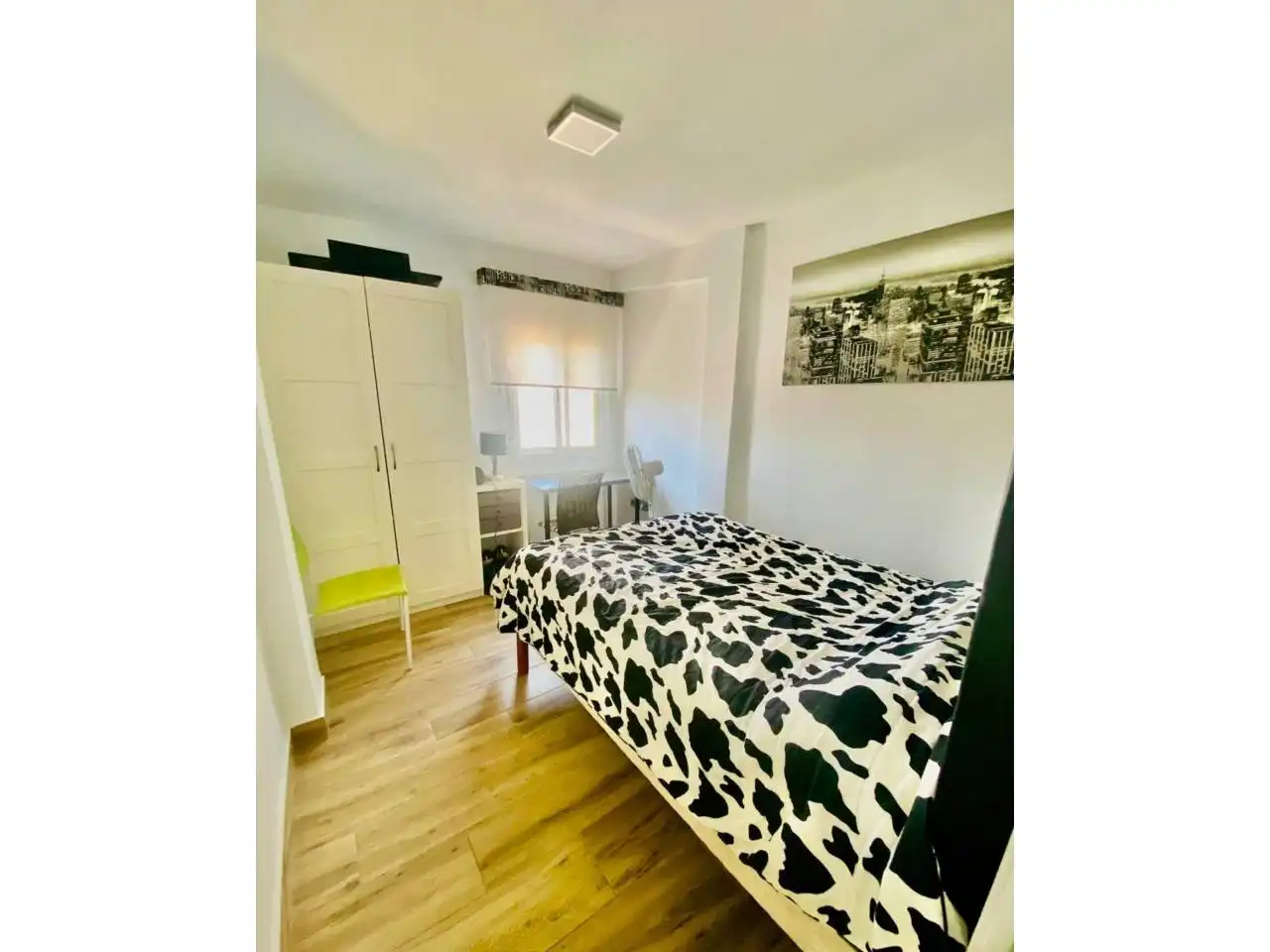 Bedroom of Flat for rent in Rincón de la Victoria  with Air Conditioner, Heating and Parquet flooring