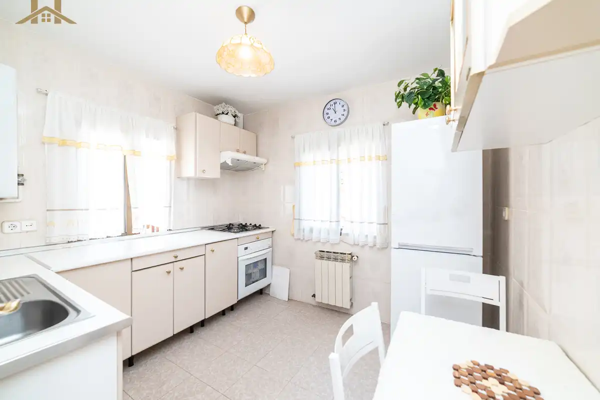 Cocina de Casa o chalet en venta en Pozuelo de Alarcón con Aire acondicionado, Calefacción y Jardín privado
