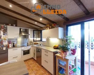 Kitchen of Single-family semi-detached for sale in Ciutadilla  with Terrace and Balcony