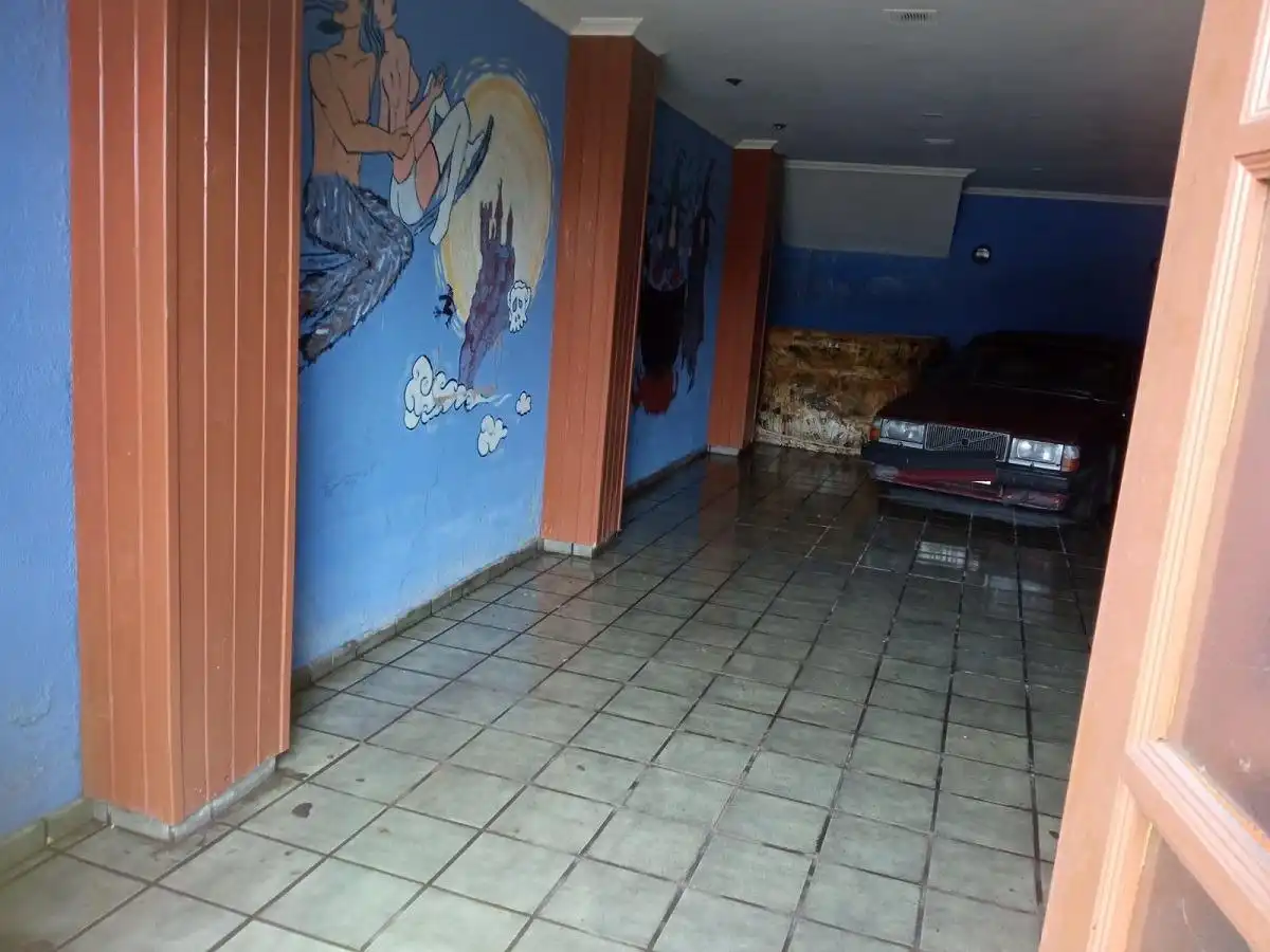 Local comercial en venda a de Víctor García 23, imagen 2