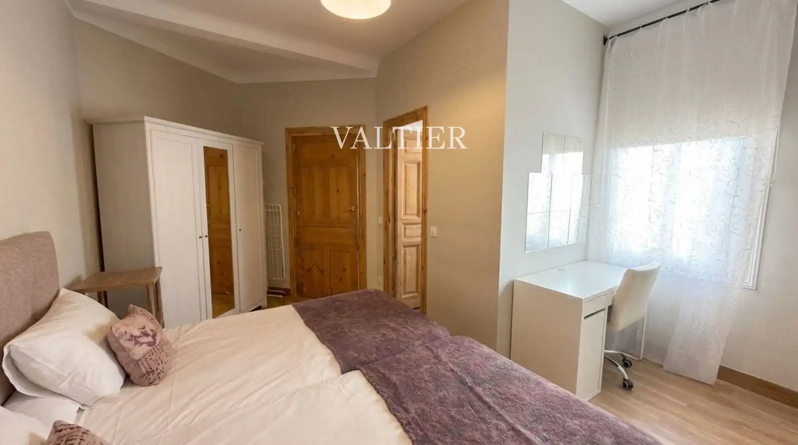 Bedroom of Flat for rent in Madrid  with Air Conditioner, Heating and Furnished