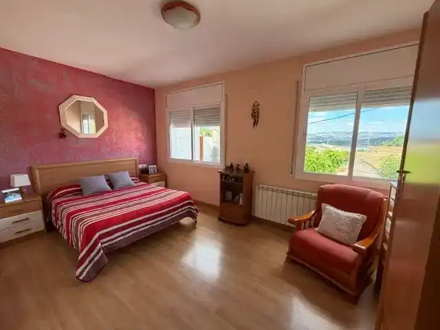 Bedroom of Houses for sale in Flix  with Air Conditioner