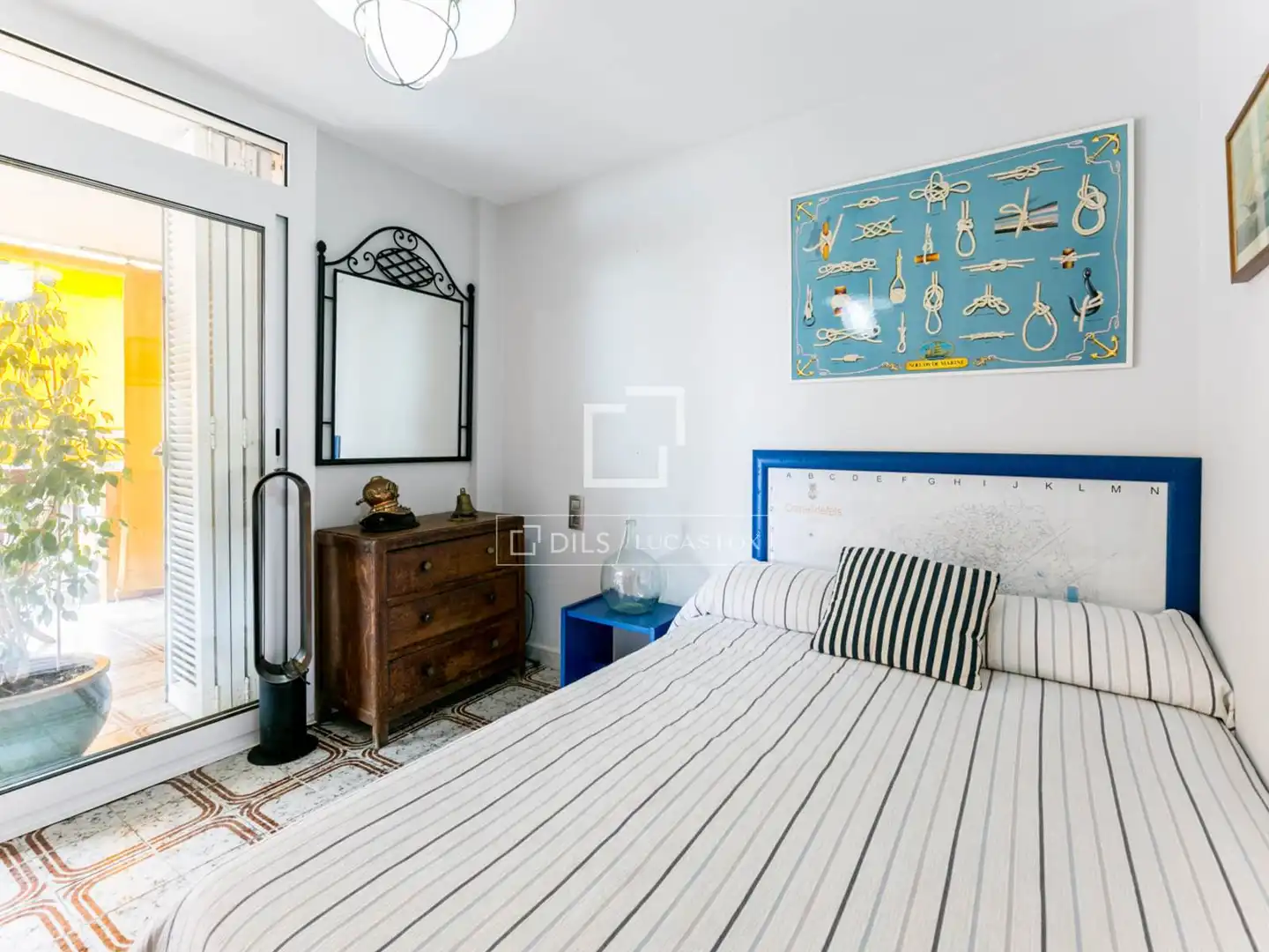 Schlafzimmer von Wohnung zum Verkauf in Castelldefels mit Heizung, Privatgarten und Terrasse