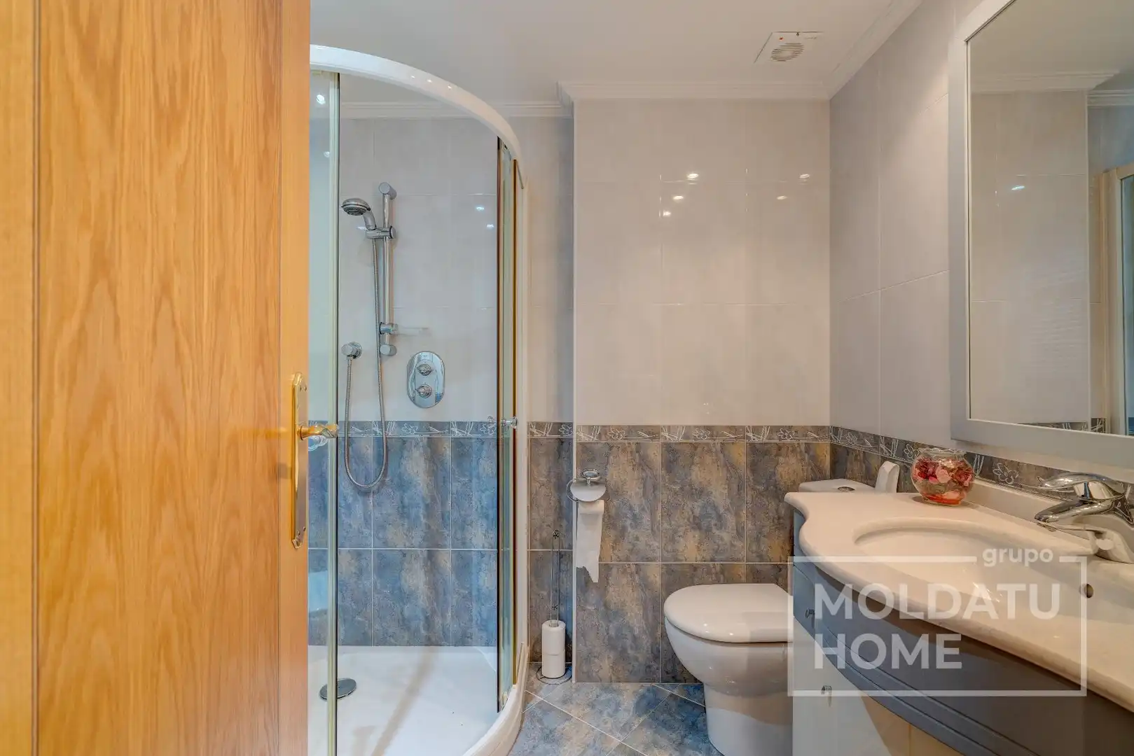 Badezimmer von Wohnung zum Verkauf in Donostia - San Sebastián  mit Heizung, Terrasse und Abstellraum