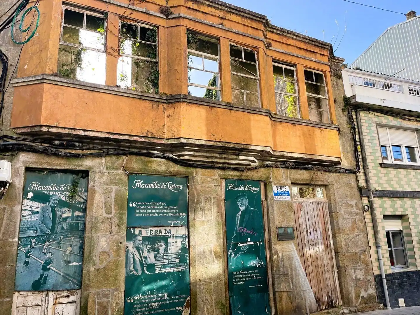 Vista exterior de Finca rústica en venda en Fisterra amb Jardí privat