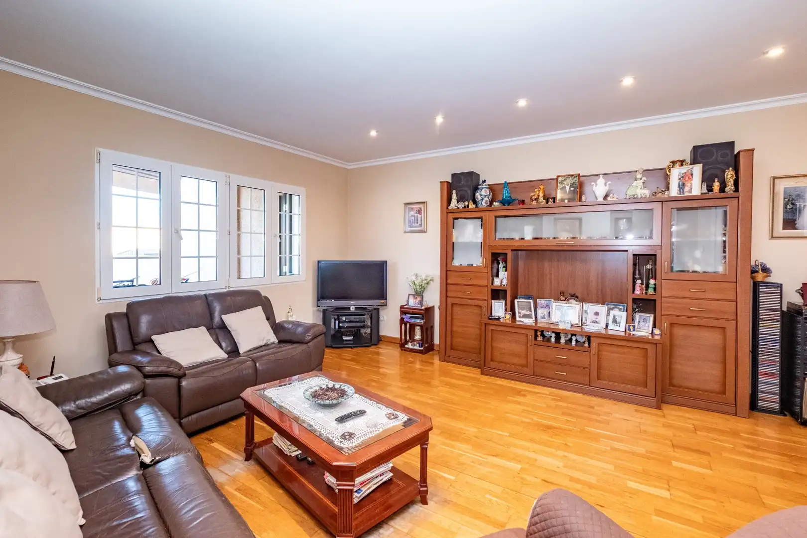 Sala de estar de Casa adosada en venta en Maó - Mahón con Calefacción, Parquet y Terraza