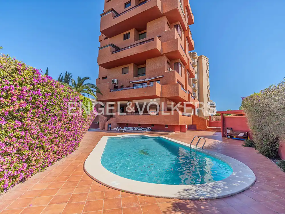 Piscina de Dúplex de lloguer en Alicante / Alacant amb Aire condicionat, Calefacció i Terrassa