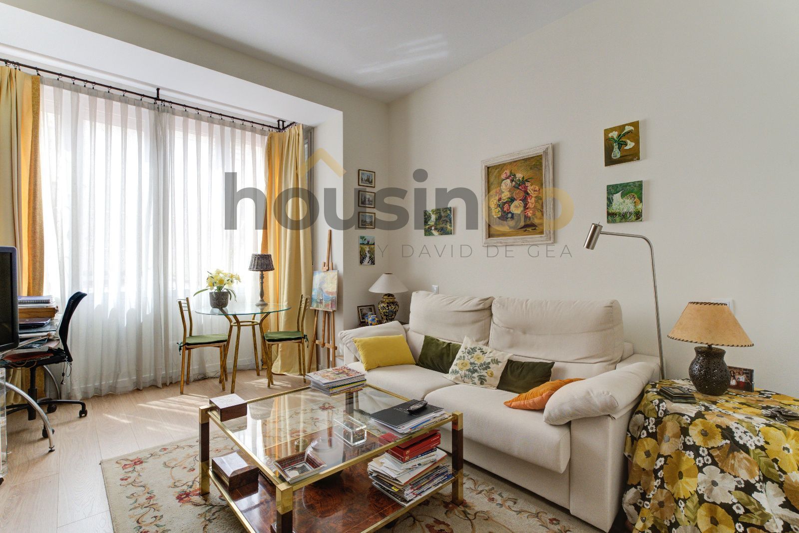 Living room of Flat for sale in  Madrid Capital  with Air Conditioner, Heating and Terrace
