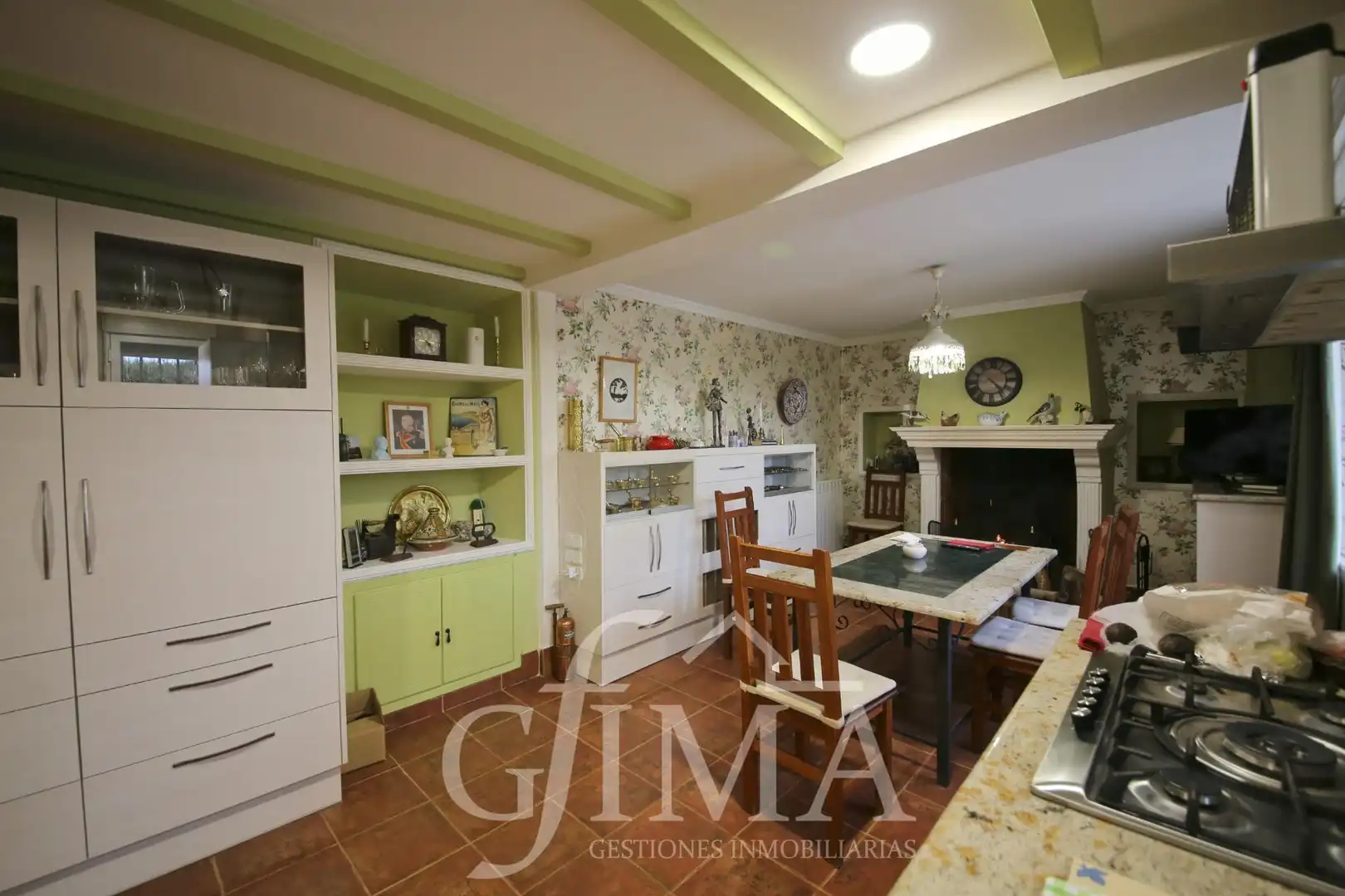 Kitchen of Houses for sale in Argamasilla de Alba  with Air Conditioner, Heating and Terrace