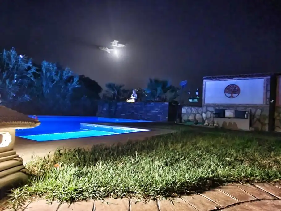 Chalet con piscina en venta en Avenida Aragoneses 1, imagen 13
