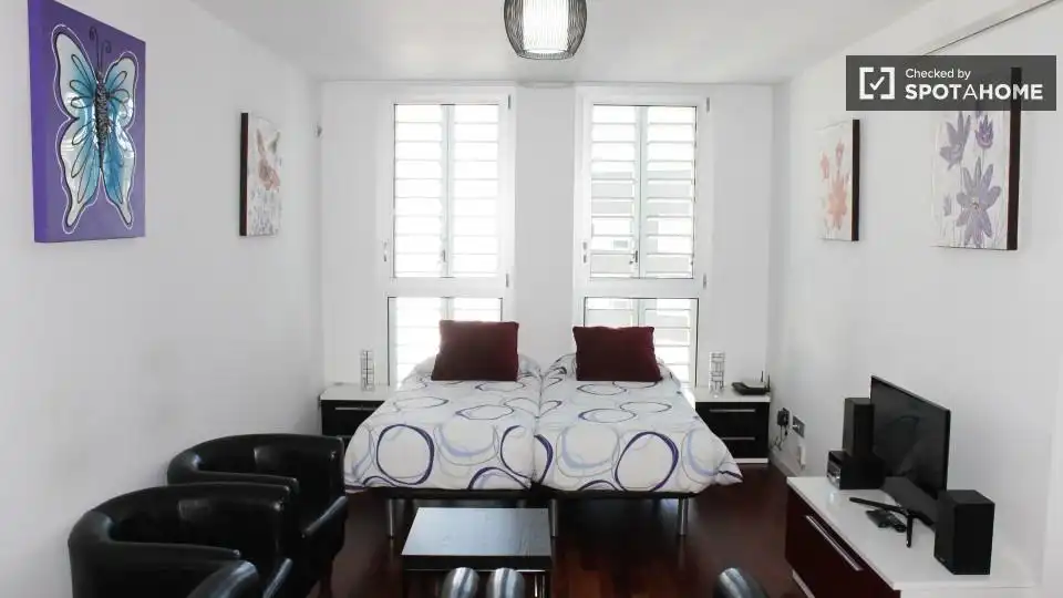 Flat for rent in Sant Pere, Sta. Caterina i la Ribera