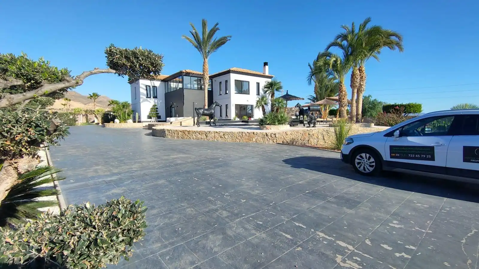 Villa mit Pool zum Verkauf in San Juan de los Terreros