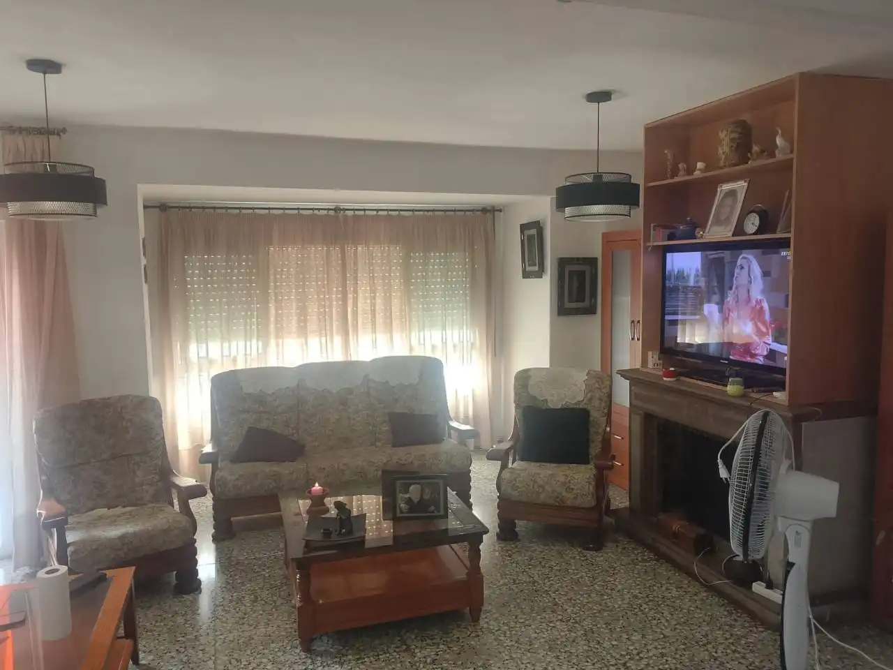Wohnzimmer von Wohnung zum Verkauf in Oliva mit Klimaanlage, Möbliert und Balkon