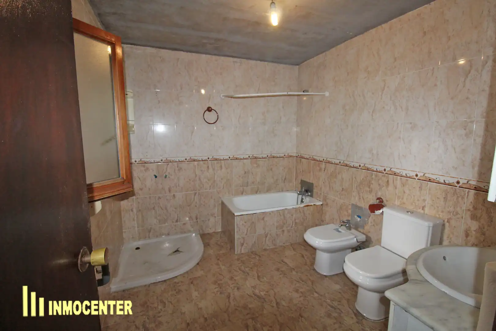 Baño de Casa o chalet en venta en Fuensalida con Calefacción y Terraza