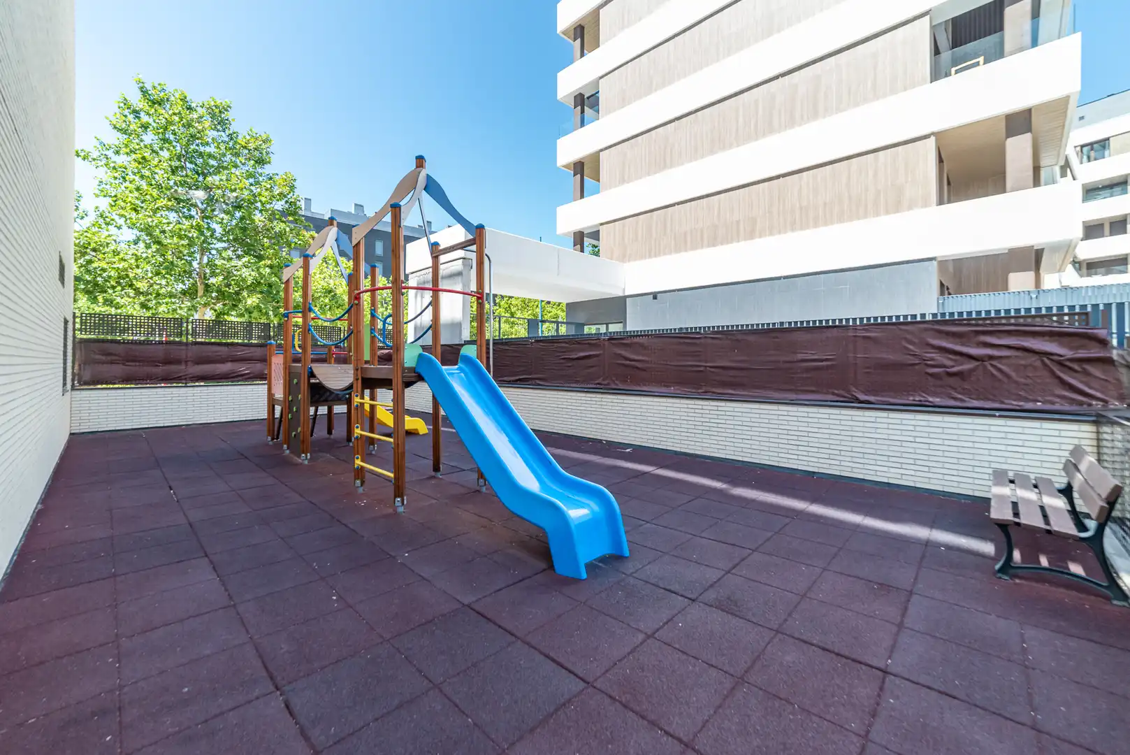 Terraza de Piso en venta en Leganés con Aire acondicionado, Trastero y Piscina comunitaria