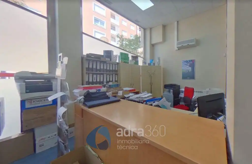 Local comercial en venta en Ronda de los Cuarteles, imagen 2