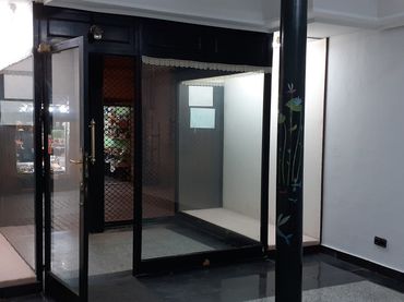 Business premises for sale in Calle Belosticalle 6