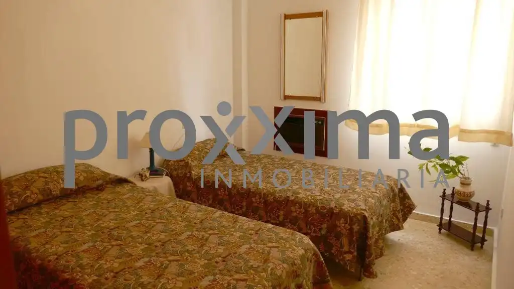 Bedroom of Houses for sale in Sevilla  with Air Conditioner, Terrace and Storage room