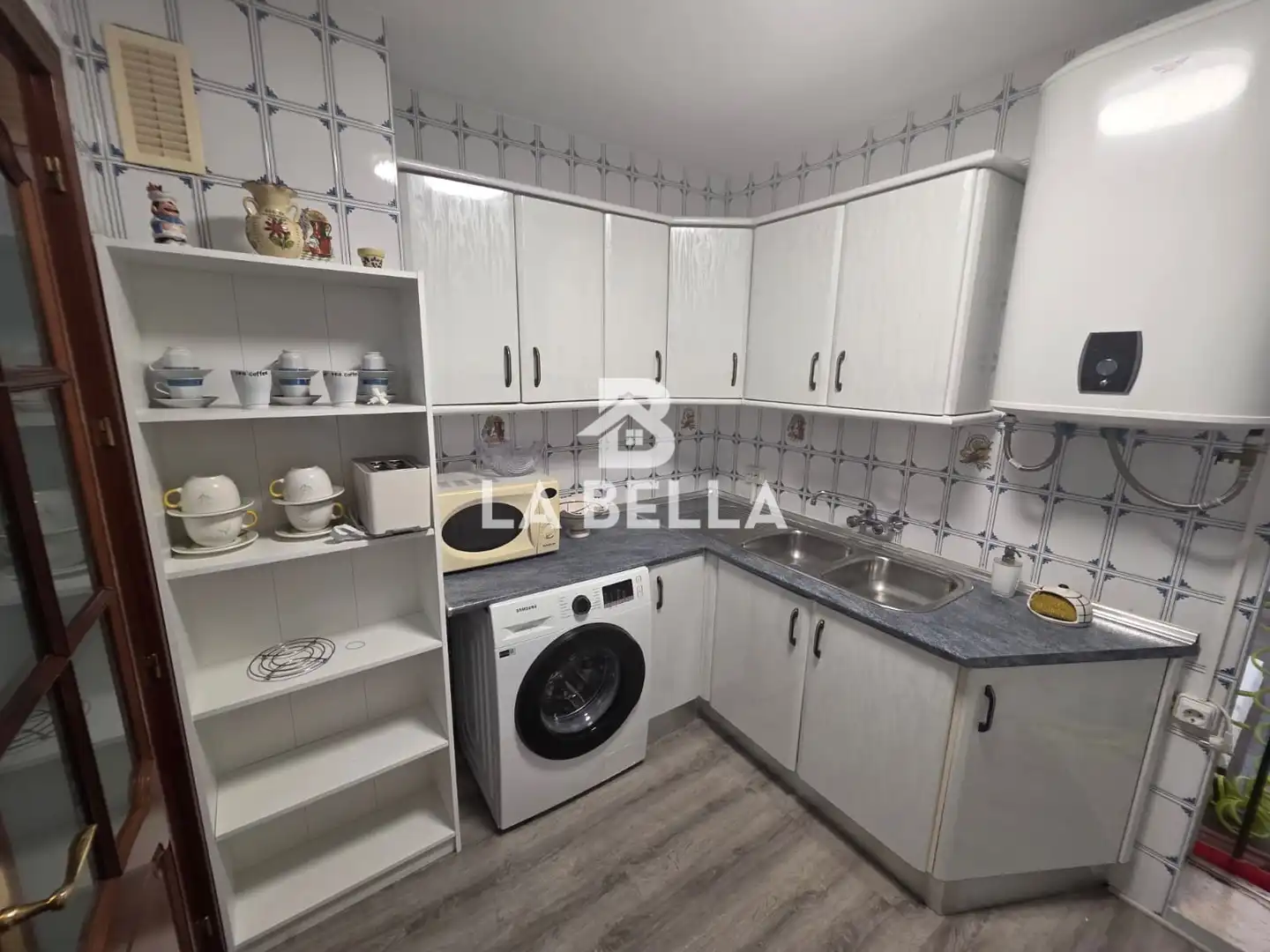 Cocina de Piso en venta en Sevilla con Aire acondicionado, Amueblado y Balcón