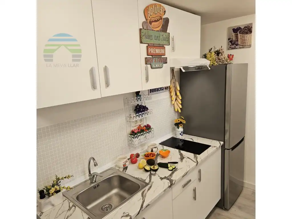 Cocina de Piso en venta en Barcelona con Aire acondicionado