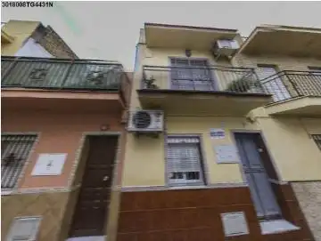 Adossat en venda a Este - Alcosa- Torreblanca