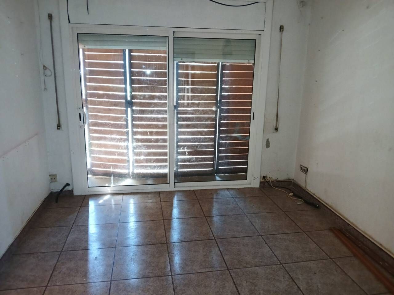 Piso en venta en Sabadell con Balcón