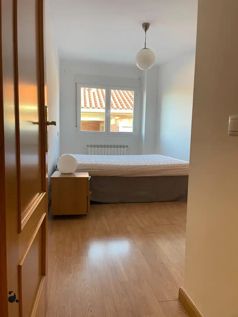 Habitación de Piso en venta en Navalagamella con Calefacción, Terraza y Amueblado