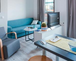 Living room of Flat to rent in  Barcelona Capital  with Air Conditioner, Heating and Private garden